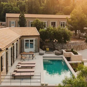 F Topia Villa