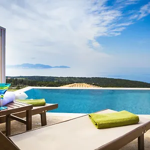 Magganos Sunset Villa